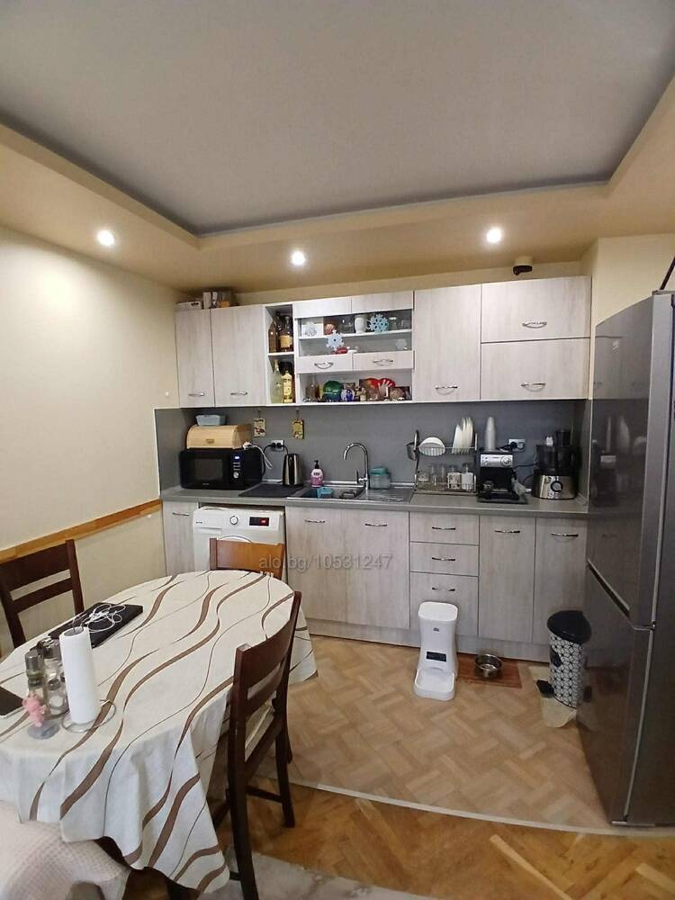 Продава 4-СТАЕН, гр. Благоевград, Струмско, снимка 2 - Апартаменти - 54194797