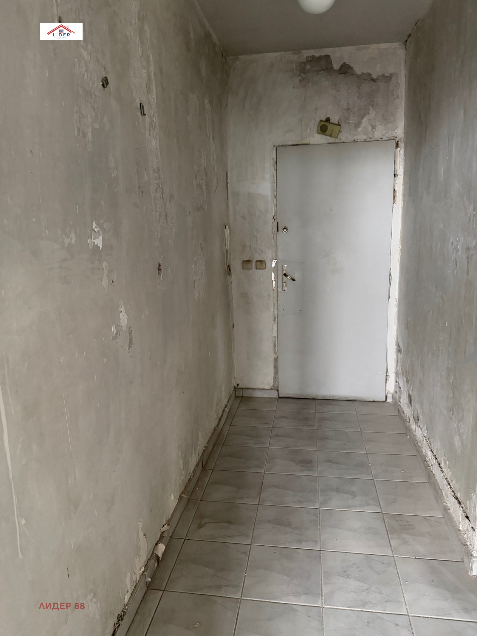Продава 2-СТАЕН, гр. Плевен, Дружба 4, снимка 2 - Апартаменти - 56304624