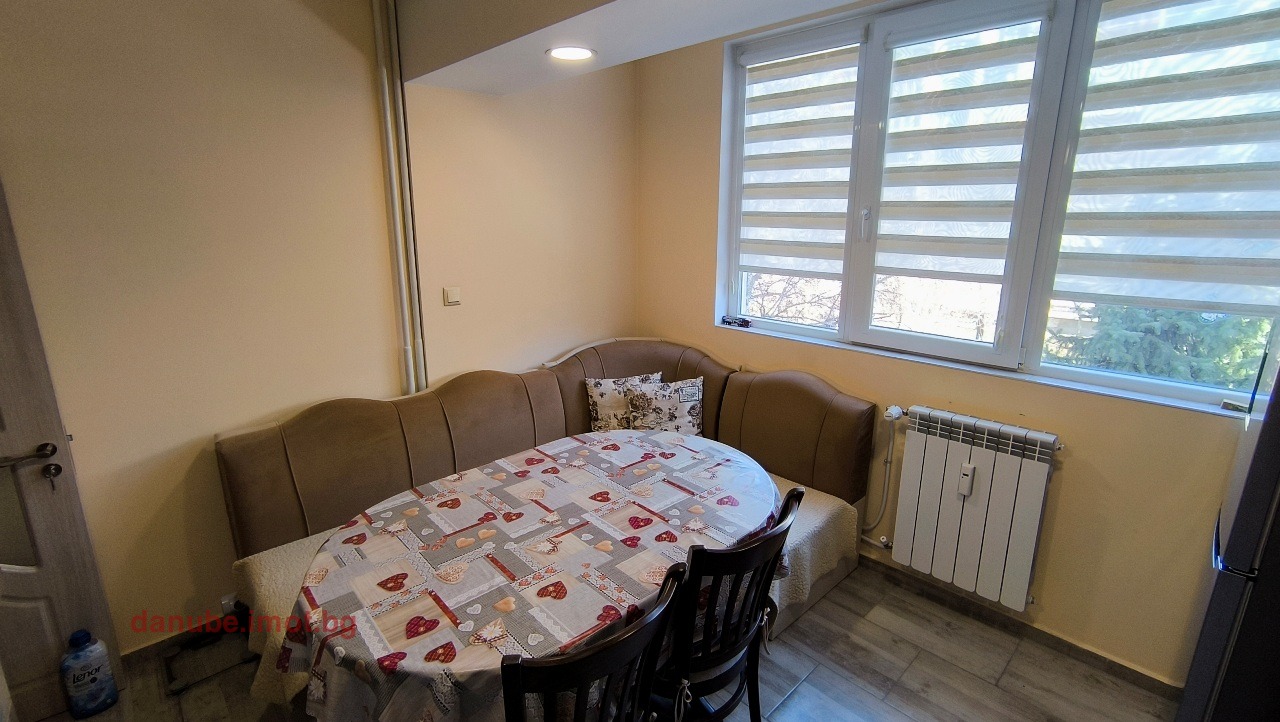 Продава 2-СТАЕН, гр. Русе, Възраждане, снимка 3 - Апартаменти - 55929536