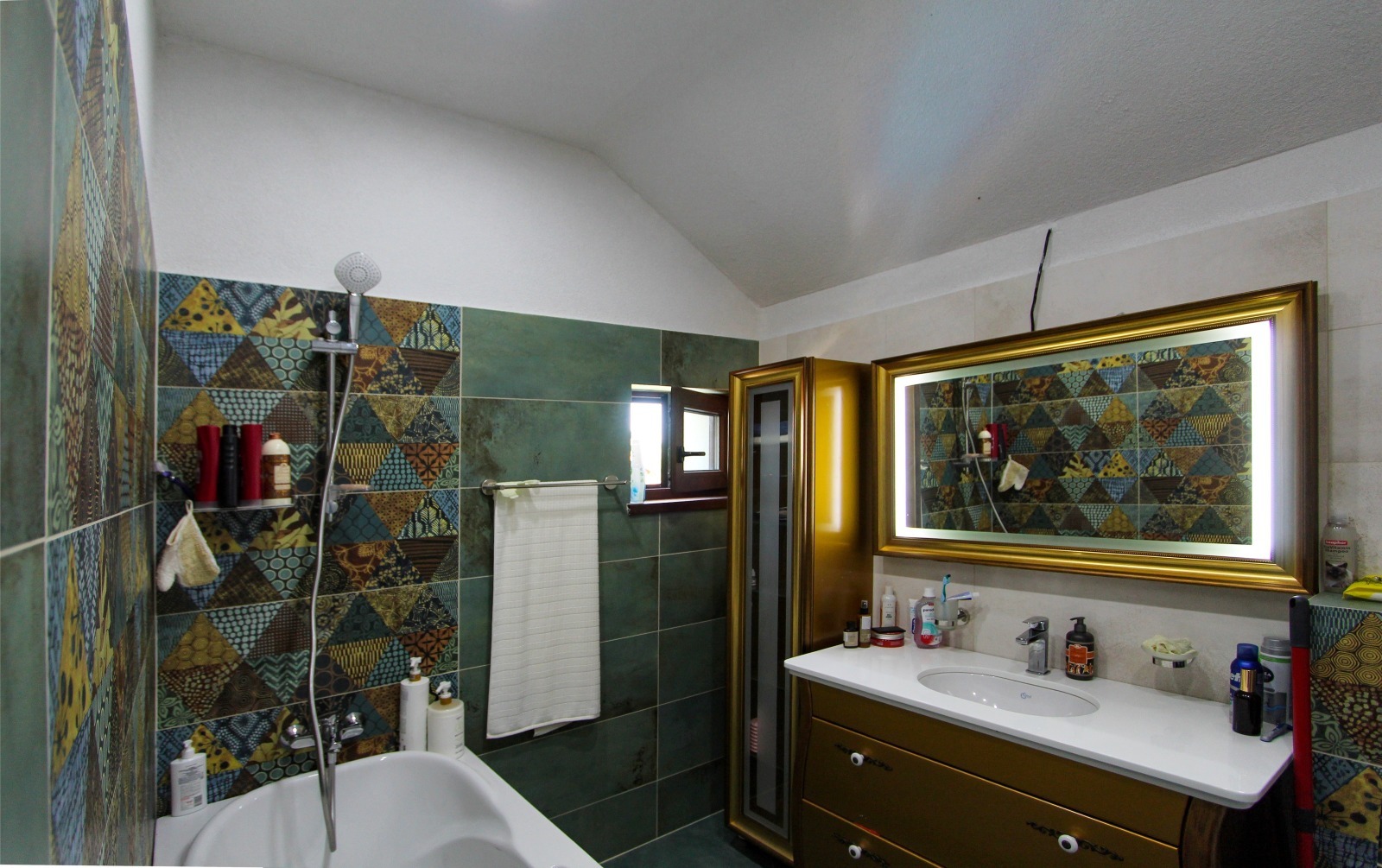 Продава КЪЩА, гр. София, с. Долни Богров, снимка 8 - Къщи - 54399655