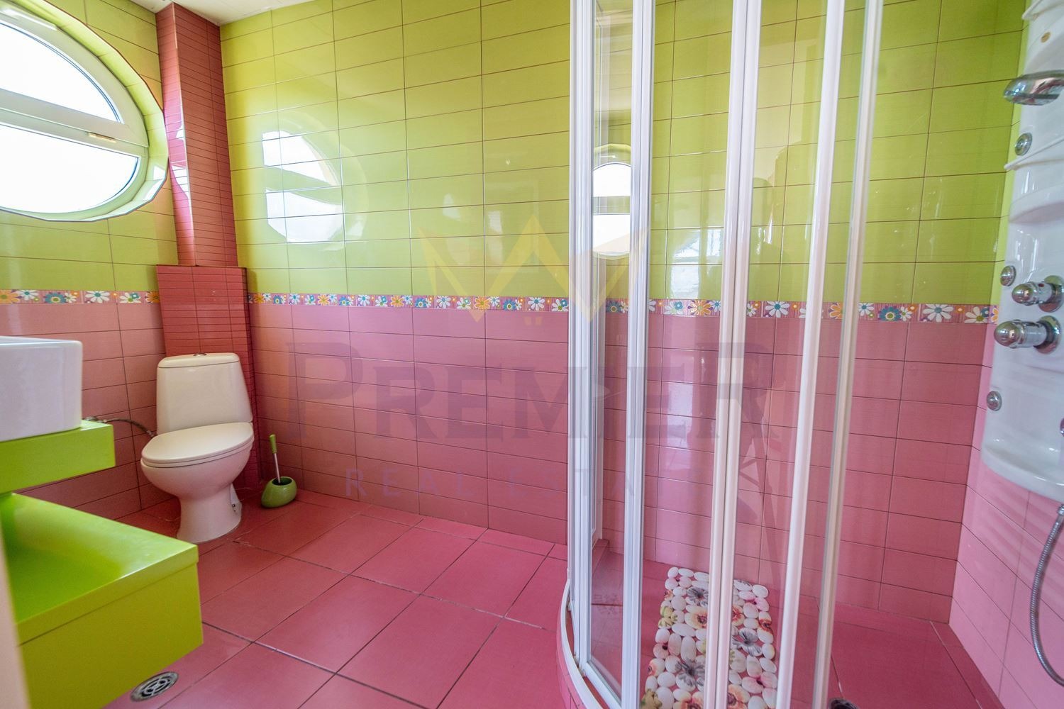 Продава КЪЩА, гр. Варна, м-т Долна Трака, снимка 9 - Къщи - 55951415