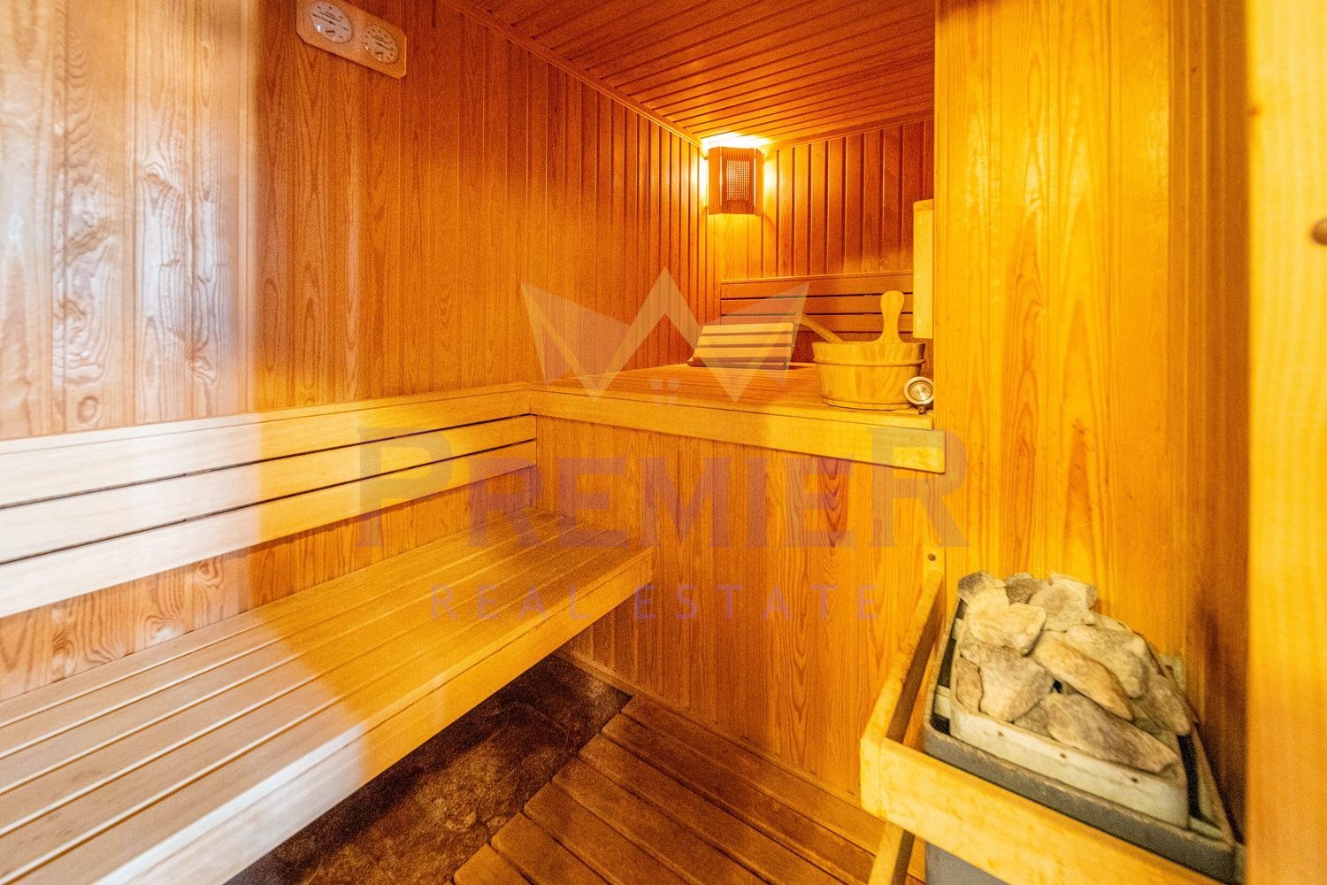 Продава КЪЩА, гр. Варна, м-т Долна Трака, снимка 12 - Къщи - 55951415