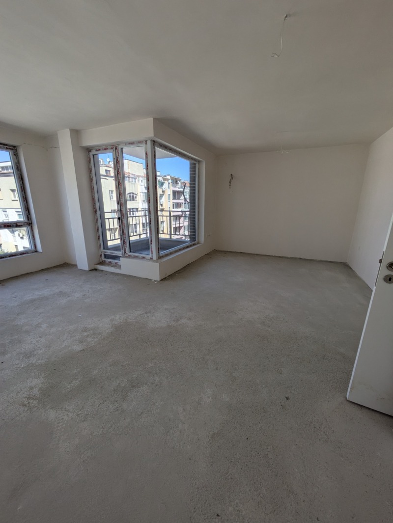 For Sale  2 bedroom Burgas , Vazrazhdane , 93 sq.m | 27505022 - image [2]