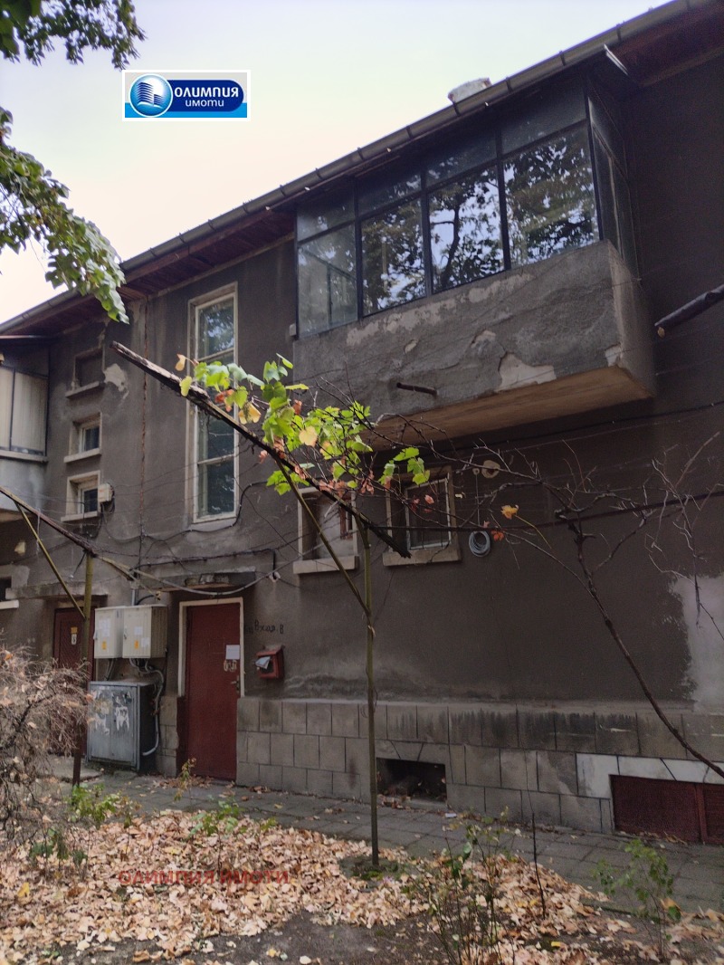 Продава  Етаж от къща, град Русе, Здравец •  103 000 EUR • ID 92040520 — holmes.bg - [1] 