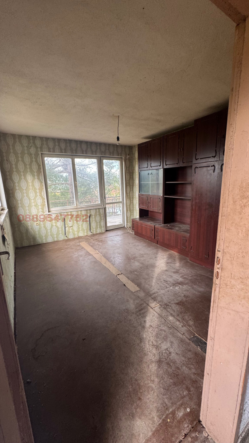 Продава КЪЩА, с. Кондофрей, област Перник, снимка 7 - Къщи - 52912646