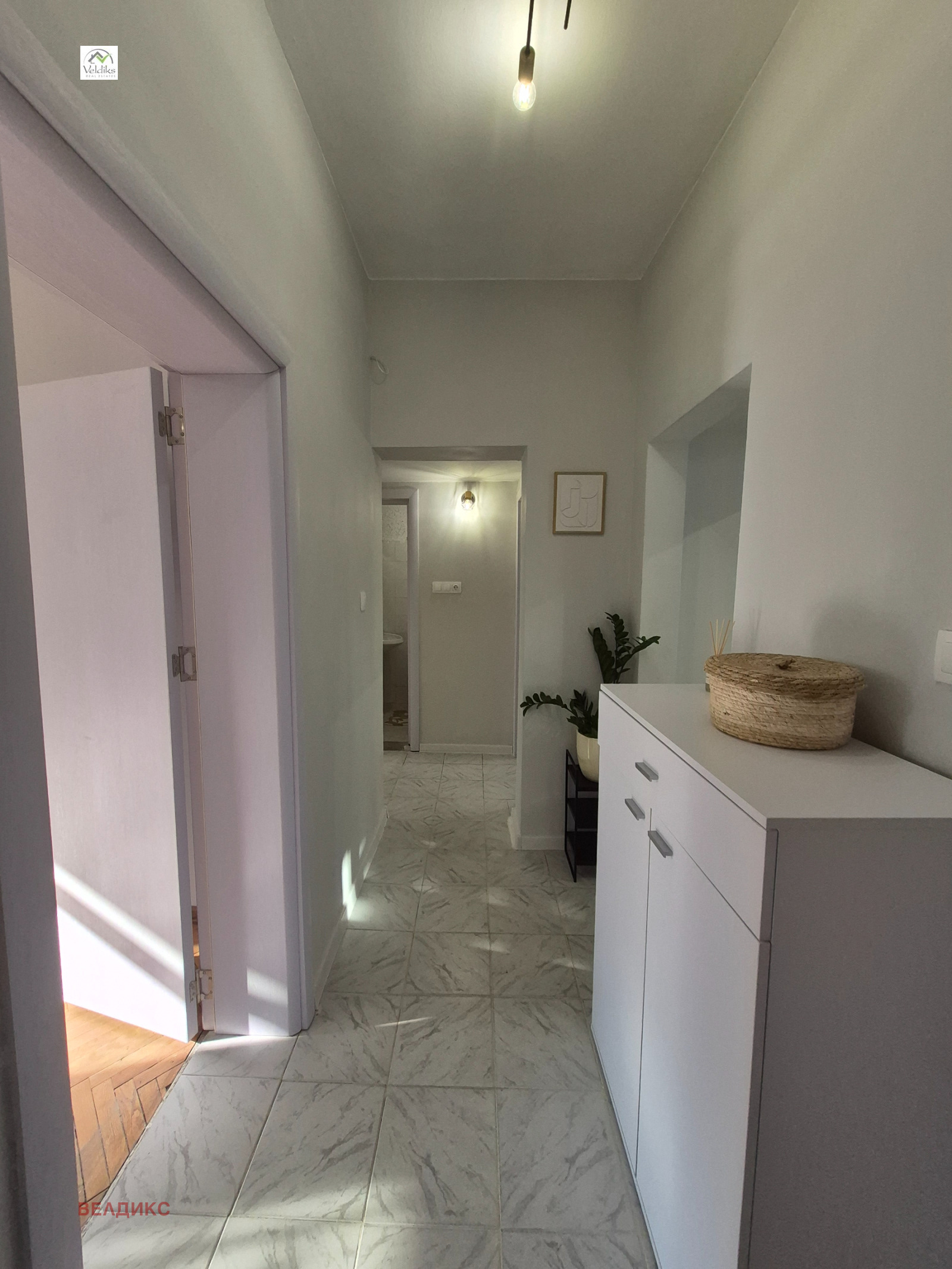 Продава 3-СТАЕН, гр. София, Център, снимка 5 - Апартаменти - 53759385