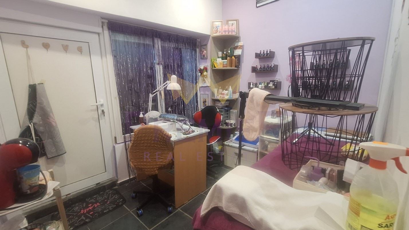 Продава КЪЩА, гр. Девня, област Варна, снимка 12 - Къщи - 42073543