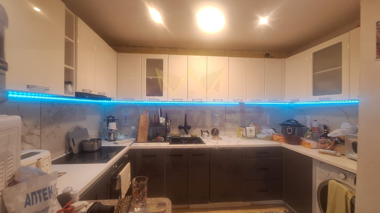 Продава КЪЩА, гр. Девня, област Варна
