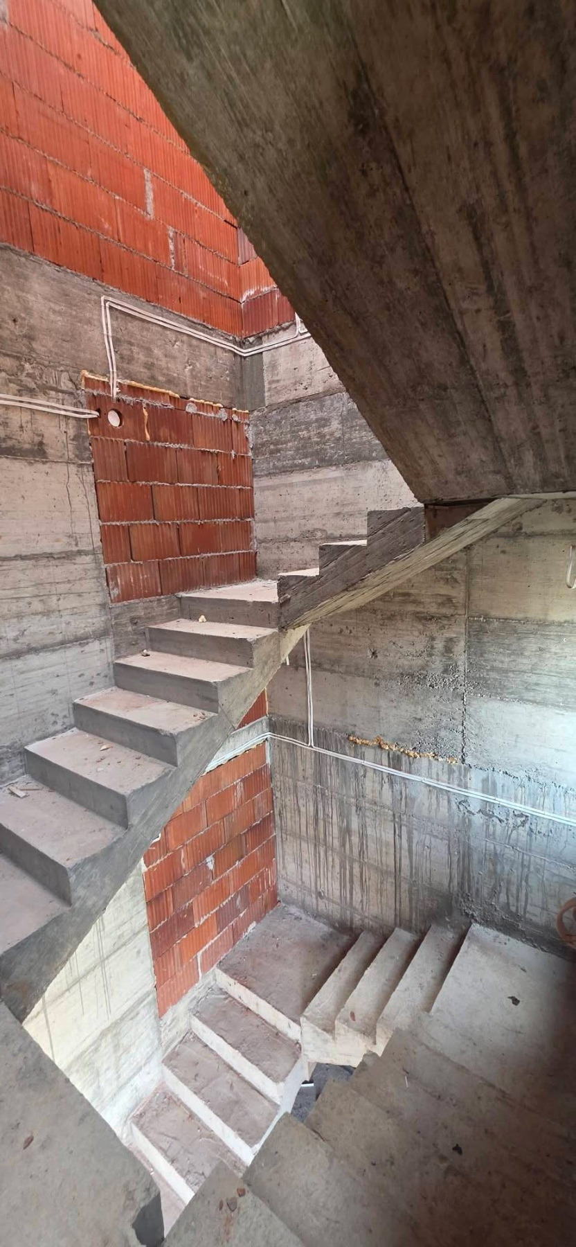 Продава КЪЩА, с. Мусачево, област София област, снимка 12 - Къщи - 54070955