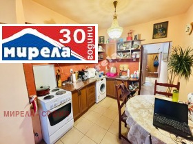 3-стаен град София, Борово 8