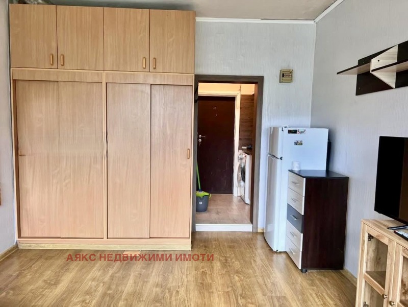 En venta  Estudio Sofia , Jadzhi Dimitar , 35 metros cuadrados | 76450374 - imagen [2]