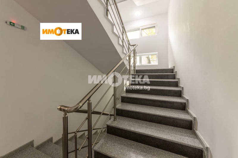 Продава ОФИС, гр. Варна, Операта, снимка 9 - Офиси - 46538271