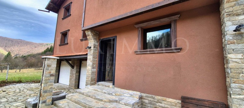 Продава КЪЩА, с. Рибарица, област Ловеч, снимка 11 - Къщи - 52571772