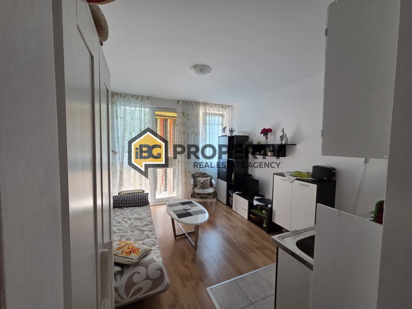 Продава 1-СТАЕН, гр. Бяла, област Варна, снимка 3 - Апартаменти - 54959847