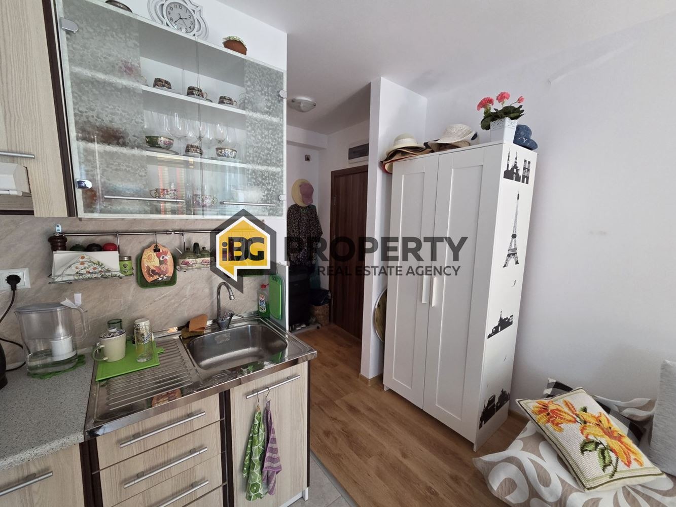 Продава 1-СТАЕН, гр. Бяла, област Варна, снимка 4 - Апартаменти - 54959847