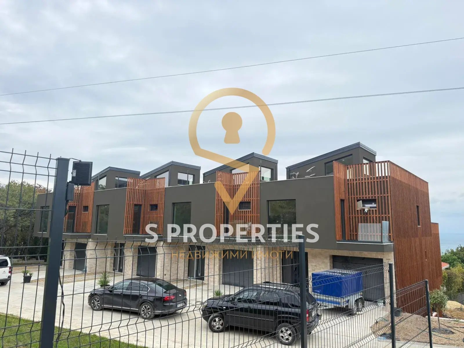 Продава  Къща град Варна , м-т Манастирски рид , 337 кв.м | 50083251