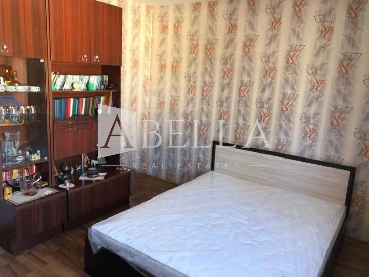 Продава 2-СТАЕН, гр. София, Красно село, снимка 2 - Апартаменти - 54711929