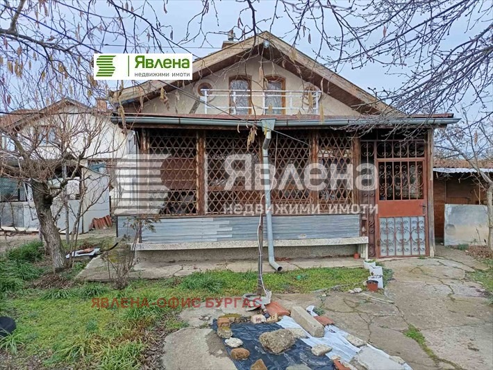 Продава КЪЩА, с. Ливада, област Бургас, снимка 1 - Къщи - 49133079