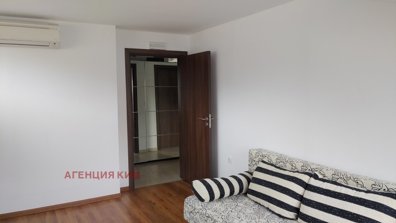 Продава КЪЩА, гр. Гурково, област Стара Загора, снимка 13 - Къщи - 52640959