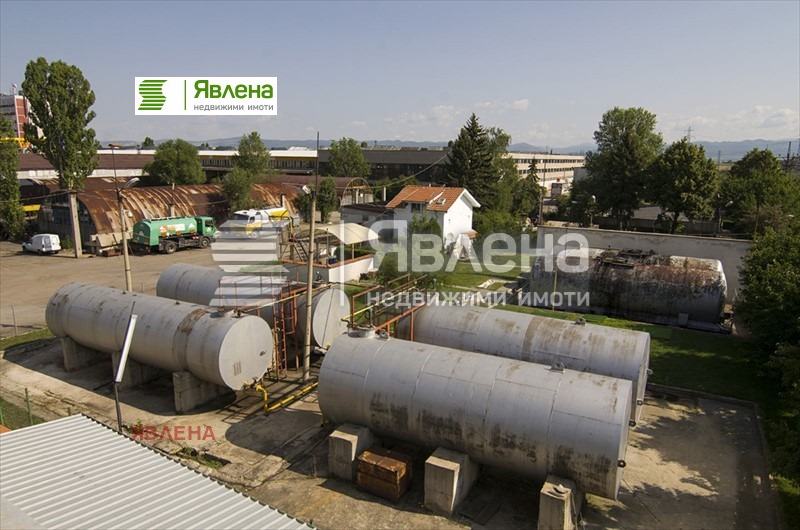 Продава ПРОМ. ПОМЕЩЕНИЕ, гр. София, Военна рампа, снимка 4 - Производствени сгради - 53626424