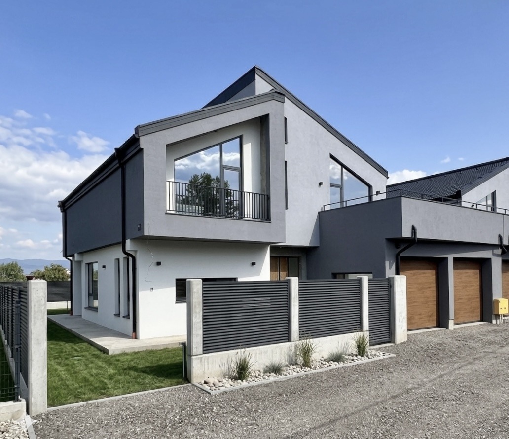 Продава КЪЩА, гр. София, с. Лозен, снимка 2 - Къщи - 54338222