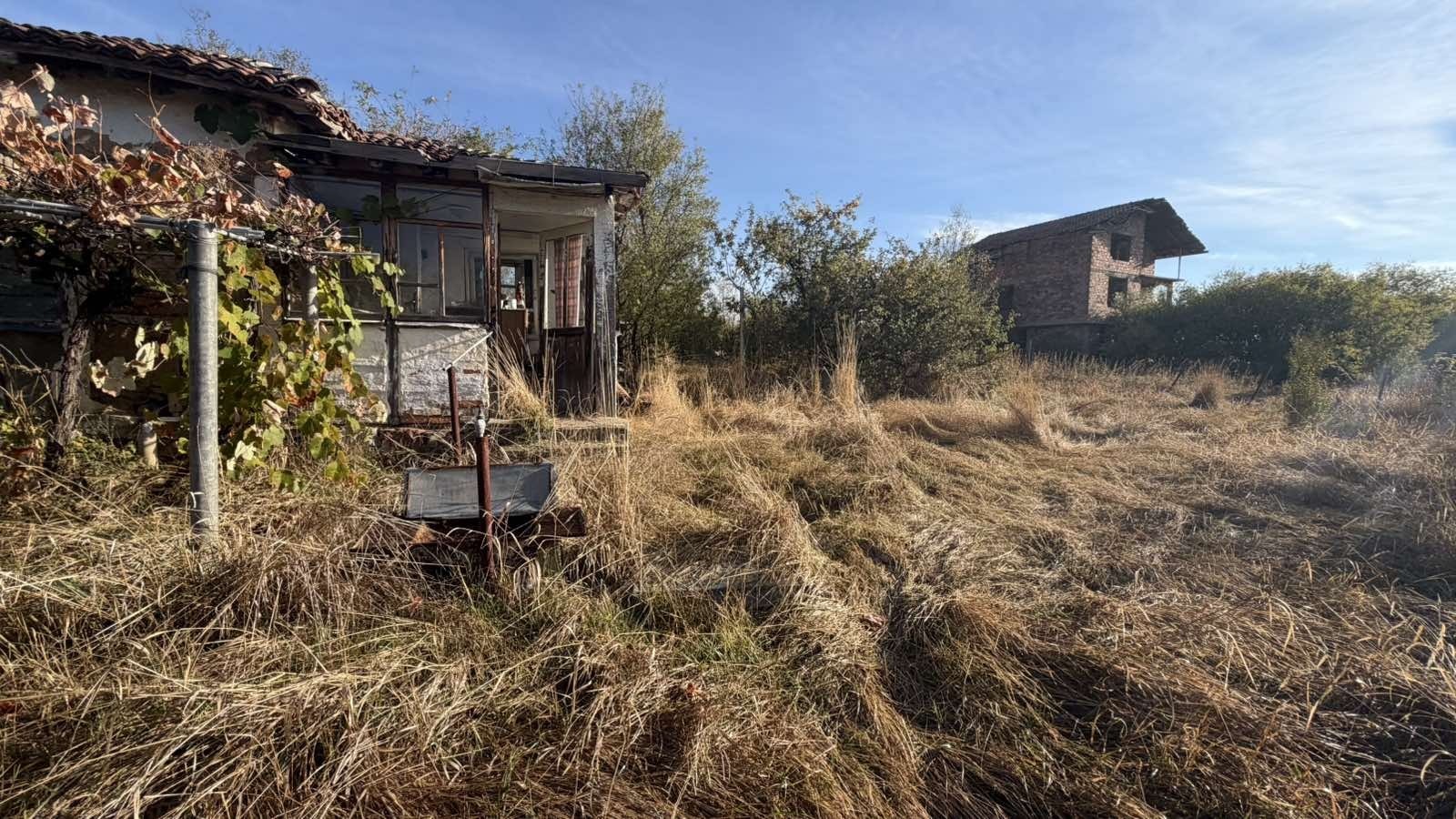 Продава КЪЩА, с. Кошарево, област Перник, снимка 2 - Къщи - 56596949