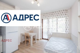 Στούντιο Βρηζ, Βαρνα