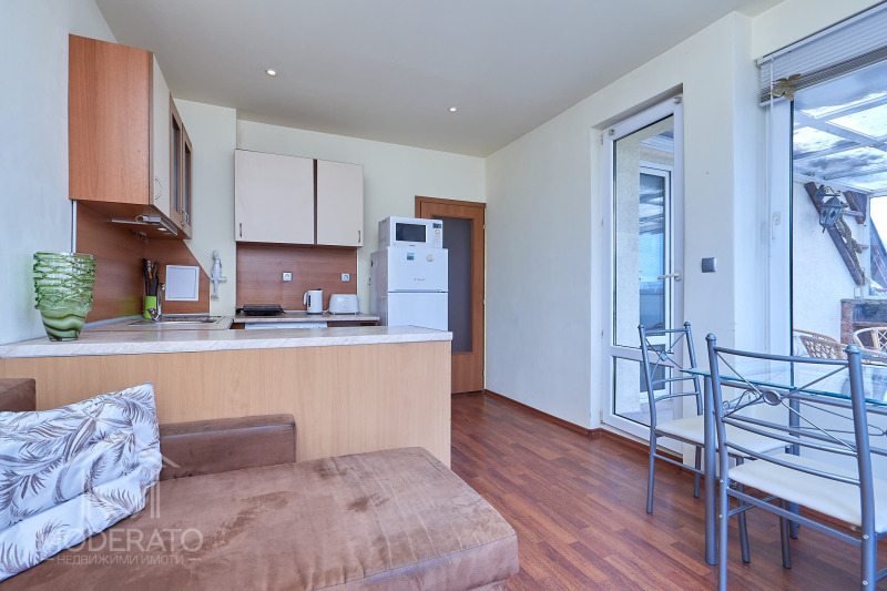 Продава  3-стаен град Бургас , Сарафово , 90 кв.м | 48448814 - изображение [2]