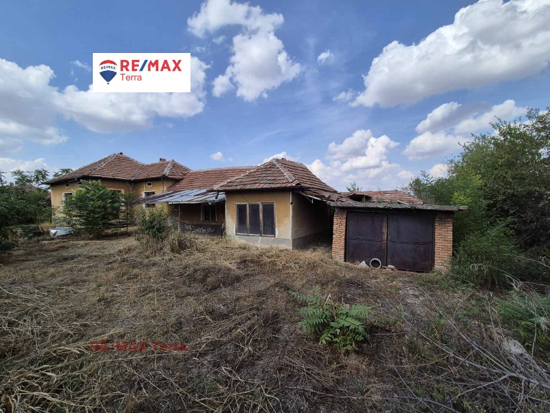 Продава КЪЩА, с. Бреница, област Плевен, снимка 1 - Къщи - 47406620