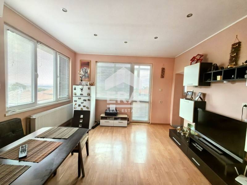 Til salg  Hus Ruse , Druzhba 2 , 324 kvm | 92106603