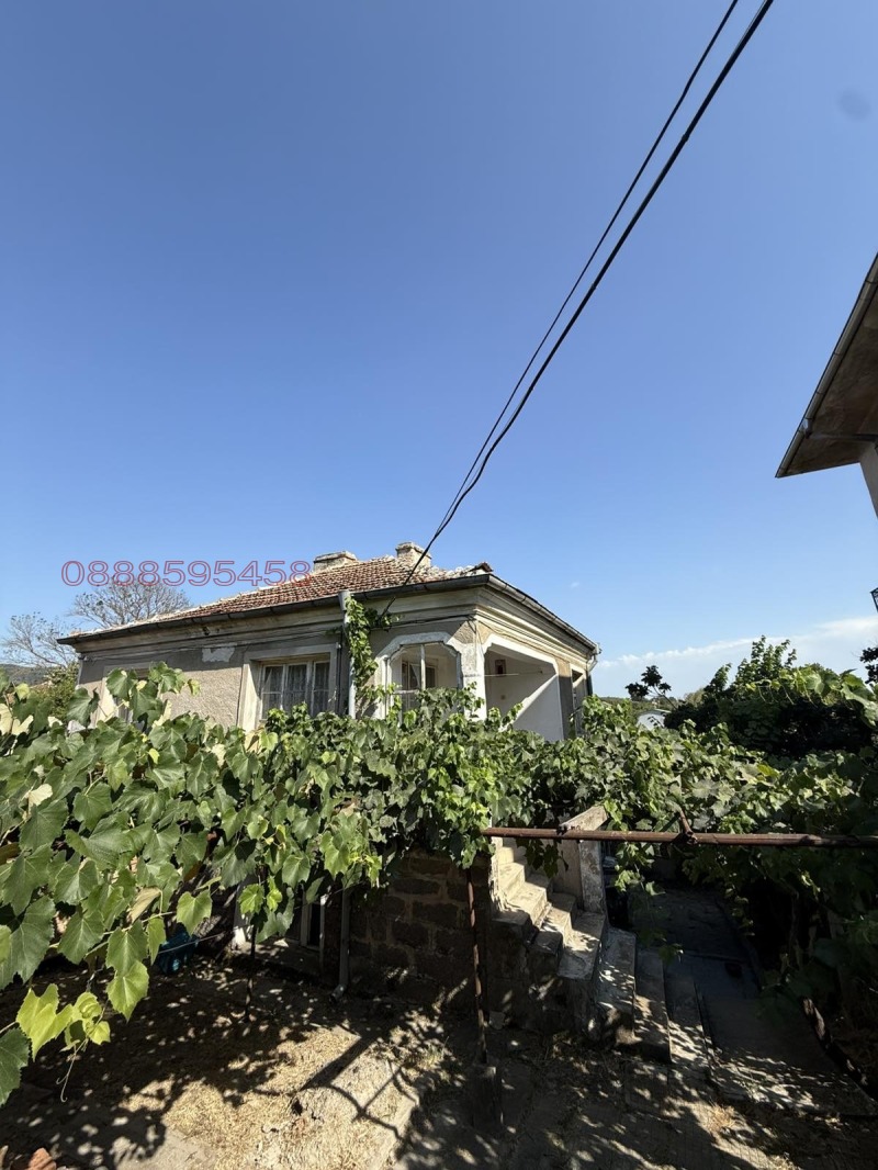 Продава КЪЩА, с. Росен, област Бургас, снимка 2 - Къщи - 52786149