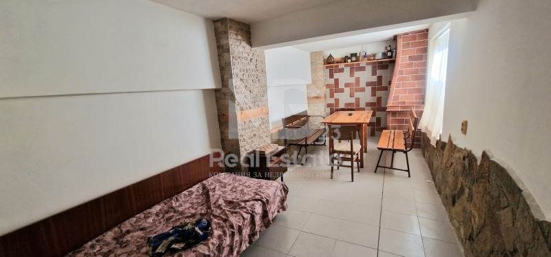 Продава КЪЩА, с. Белозем, област Пловдив, снимка 12 - Къщи - 52272427