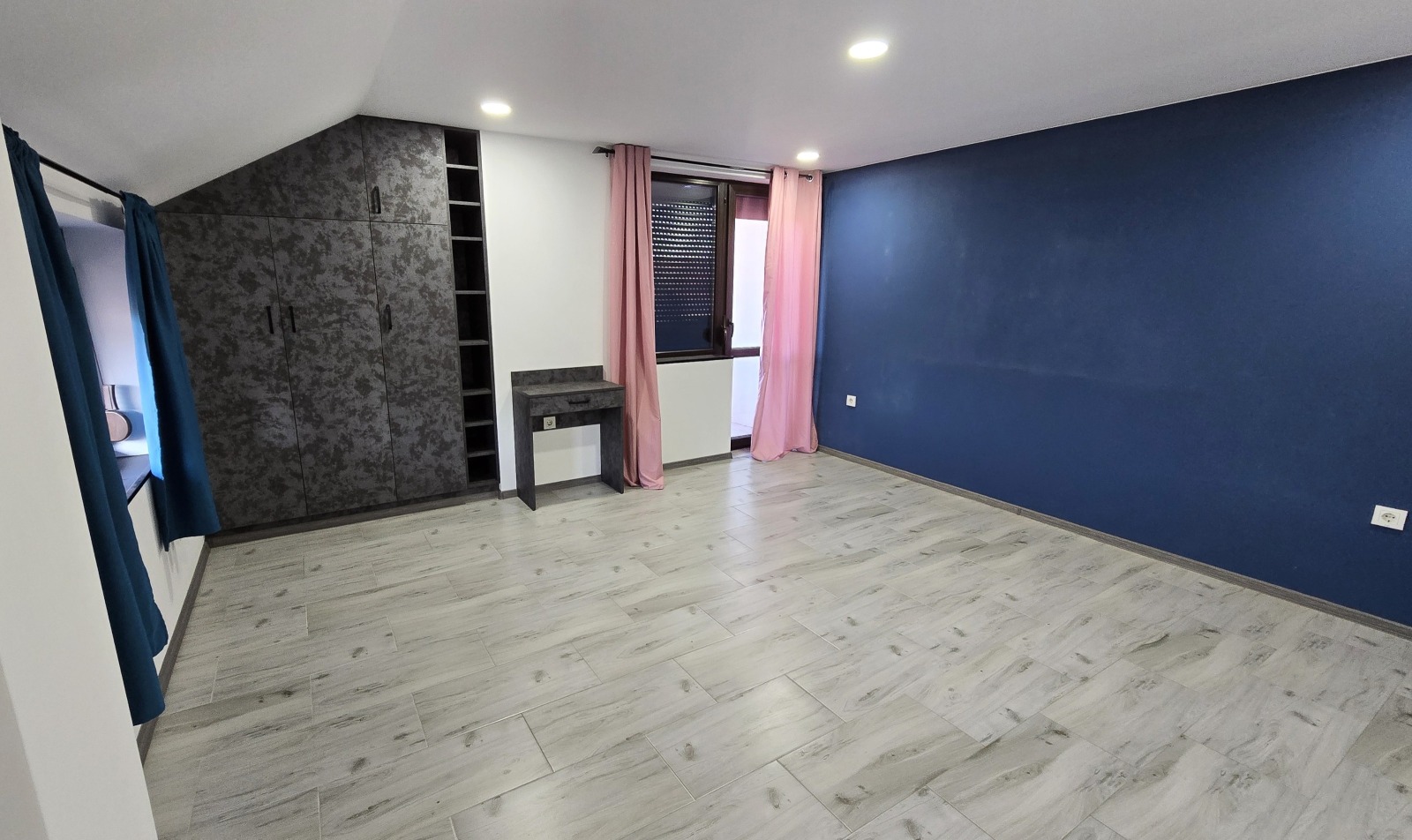 Продава ЕТАЖ ОТ КЪЩА, гр. Кюстендил, Център, снимка 5 - Етаж от къща - 53645294