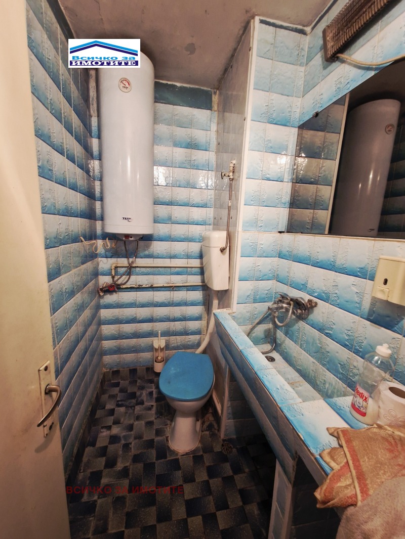 Продава 2-СТАЕН, гр. Русе, Чародейка - Юг, снимка 7 - Апартаменти - 52621675