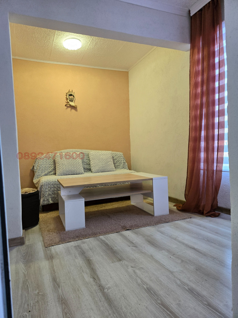 Продаја  Кућа Јaмбол , Промишлена зона , 74 м2 | 24303201 - слика [8]