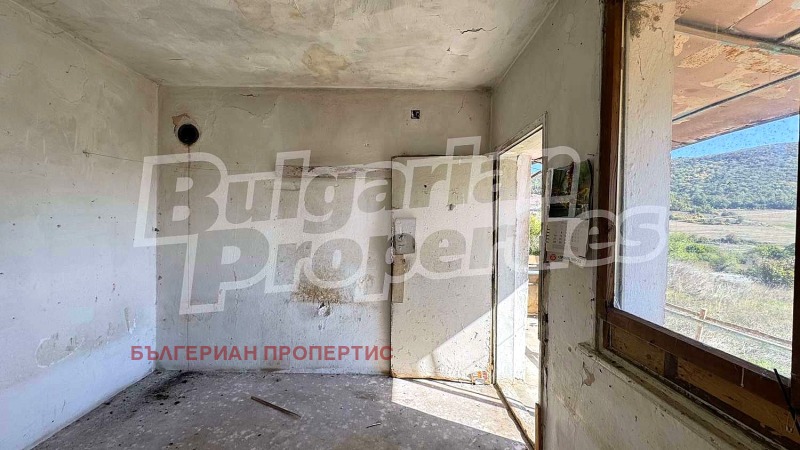 Продава КЪЩА, с. Сулица, област Стара Загора, снимка 6 - Къщи - 52221263