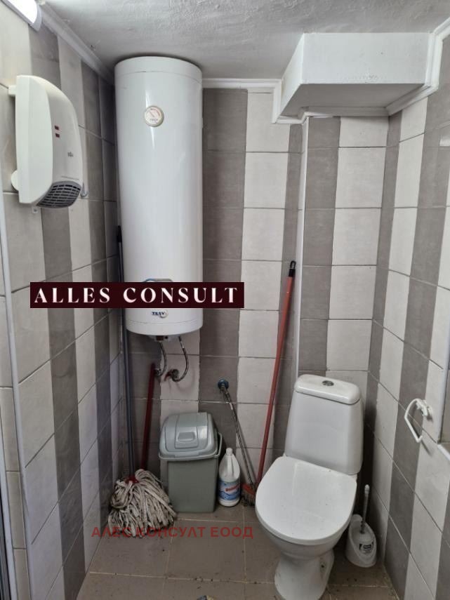 Продава КЪЩА, гр. София, с. Волуяк, снимка 8 - Къщи - 54352430