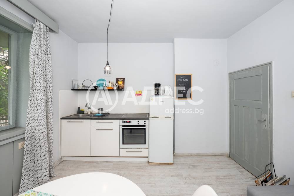 Продава ЕТАЖ ОТ КЪЩА, гр. Пловдив, Кючук Париж, снимка 7 - Етаж от къща - 55517373