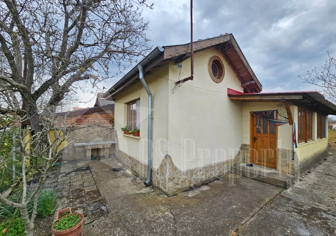 Продава КЪЩА, с. Горно Ботево, област Стара Загора, снимка 13 - Къщи - 54200741