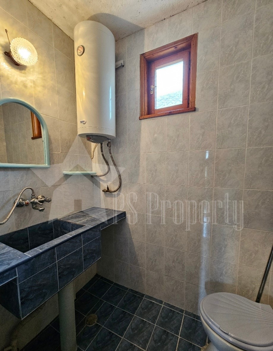 Продава КЪЩА, с. Горно Ботево, област Стара Загора, снимка 8 - Къщи - 54200741