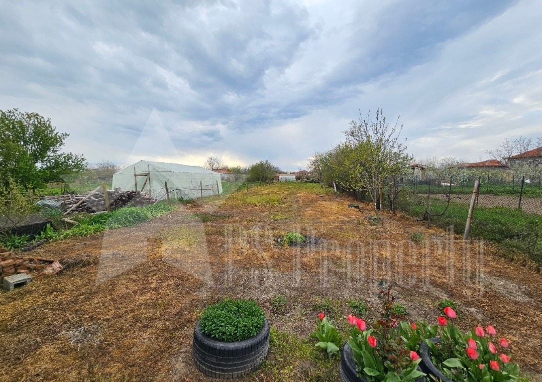 Продава КЪЩА, с. Горно Ботево, област Стара Загора, снимка 11 - Къщи - 54200741