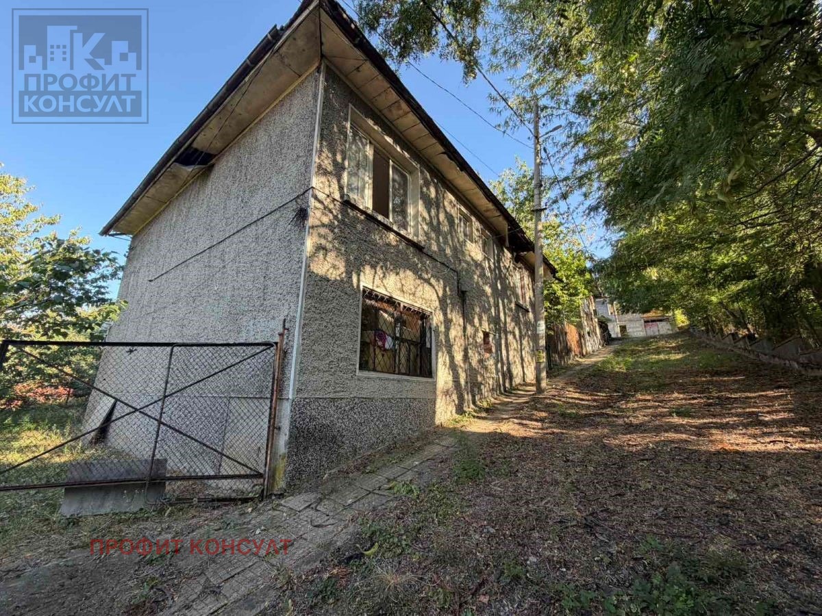 Продава КЪЩА, гр. Горна Оряховица, област Велико Търново