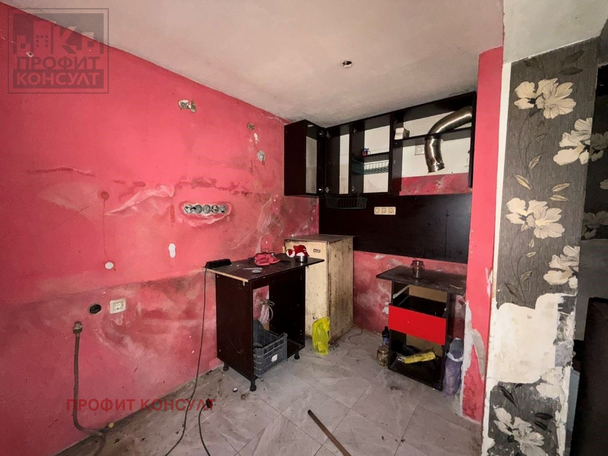 Продава КЪЩА, гр. Горна Оряховица, област Велико Търново, снимка 6 - Къщи - 55786197