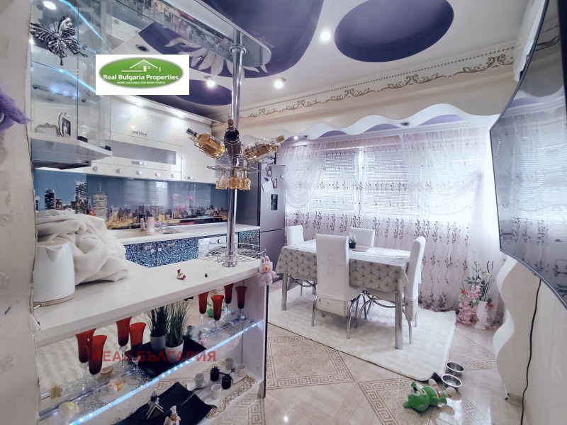 Na sprzedaż  1 sypialnia Ruse , Czarodejka - Jug , 65 mkw | 60151459 - obraz [10]