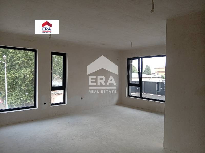 Te koop  2 slaapkamers Stara Zagora , Samara 3 , 117 m² | 83508170