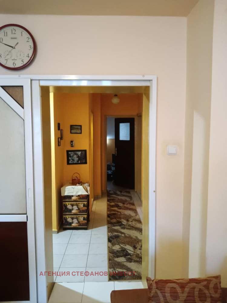 À venda  3 quartos Varna , Liatno kino Trakiia , 100 m² | 81728999 - imagem [5]