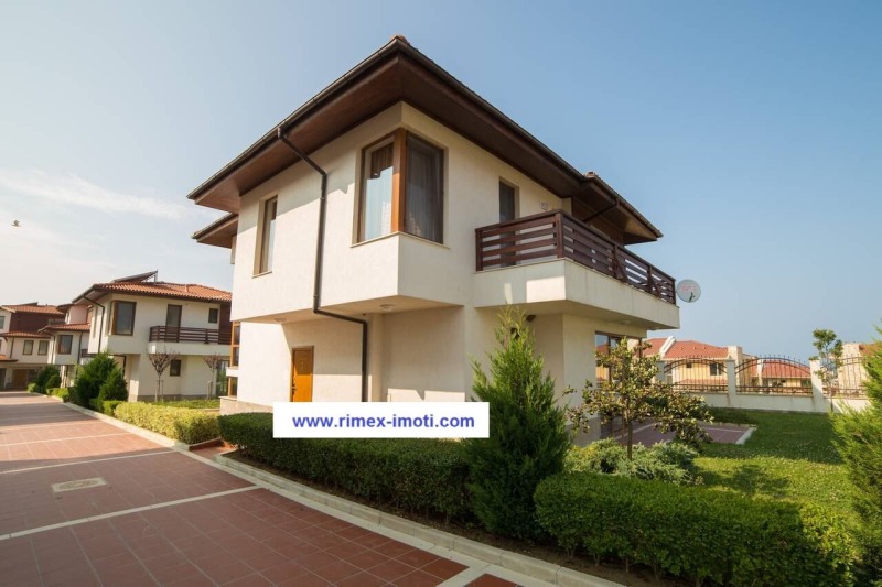 Satılık  Ev bölge Burgaz , Lozenec , 241 metrekare | 84404195