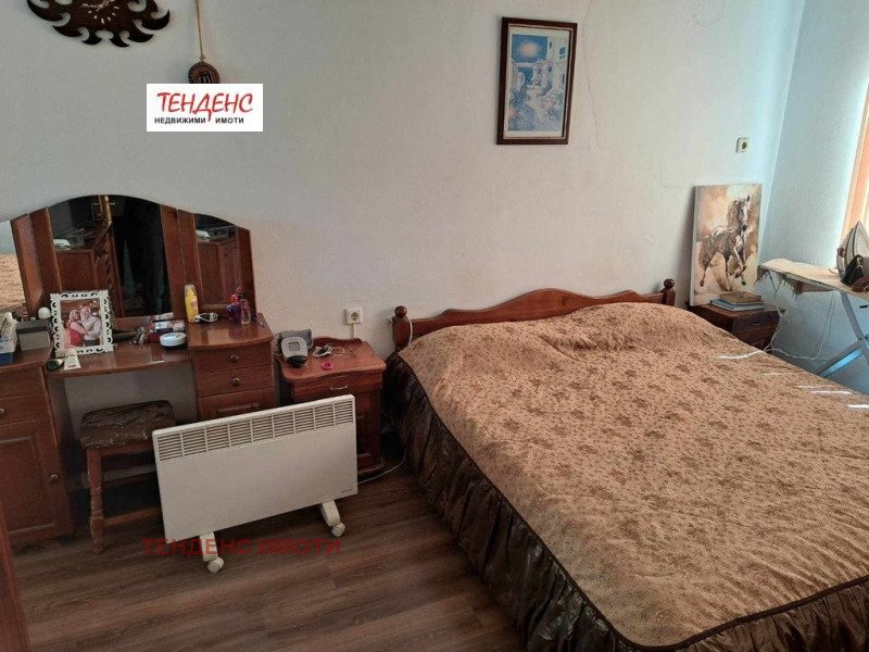 Продава  3-стаен град Кърджали , Център , 87 кв.м | 32389076 - изображение [2]