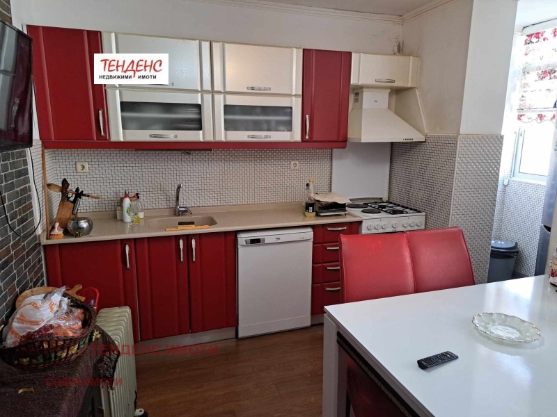 Продава  3-стаен град Кърджали , Център , 87 кв.м | 32389076