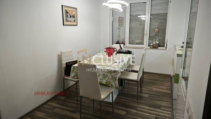 Продава  3-стаен град София , Красно село , 111 кв.м | 33112220